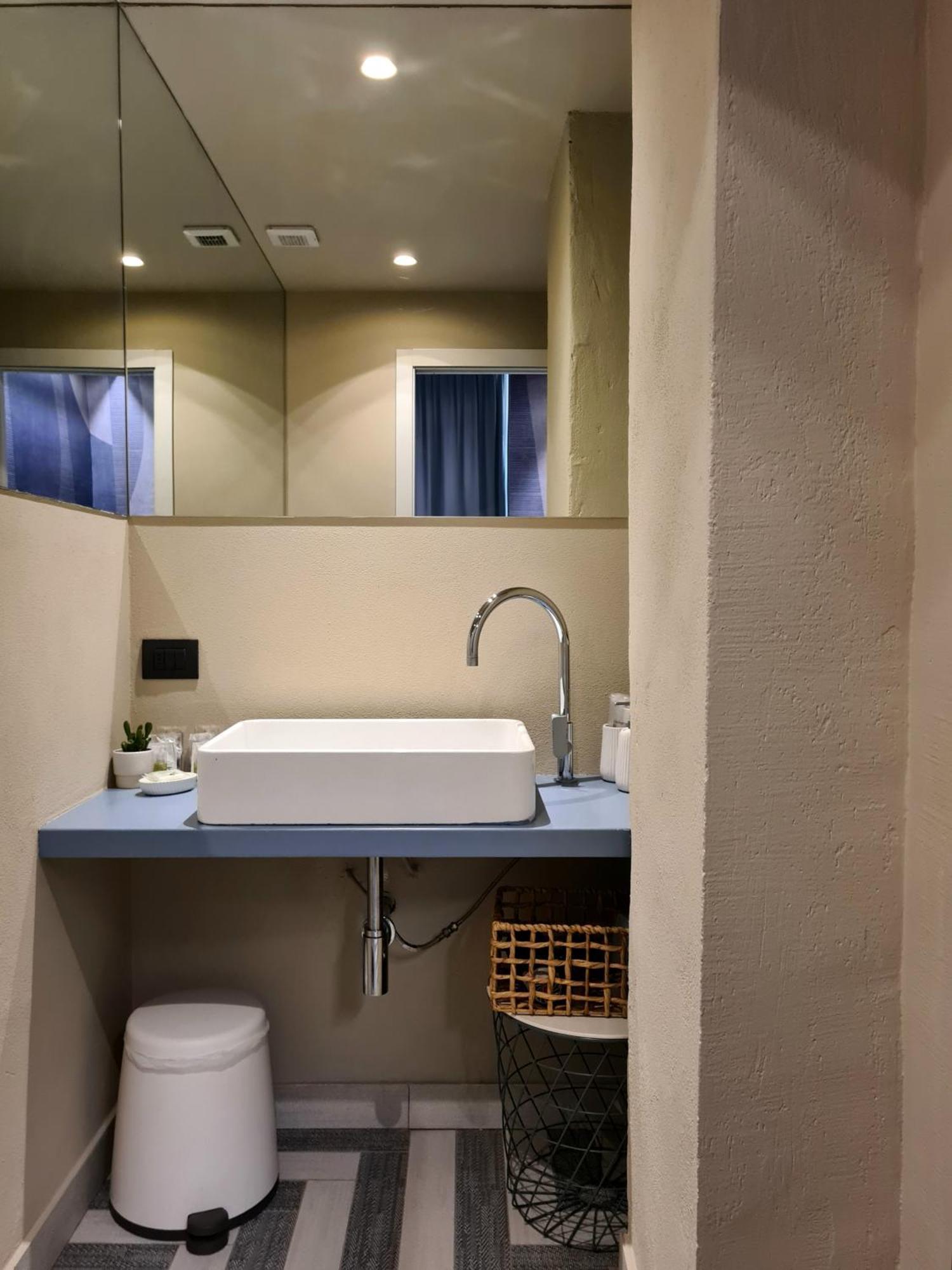 Serendipity Rooms - Navigli Milan Exterior photo